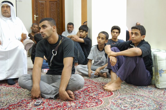 تحتوي هذه الصورة على سمة alt فارغة؛ اسم الملف هو 12172825252-4.jpeg